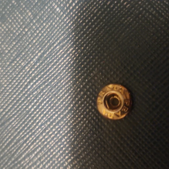 PRADA SAFFIANO WALLET - Picture 7 of 9